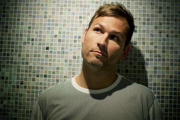 Kaskade DJ Set In Hong Kong 2012-12-06