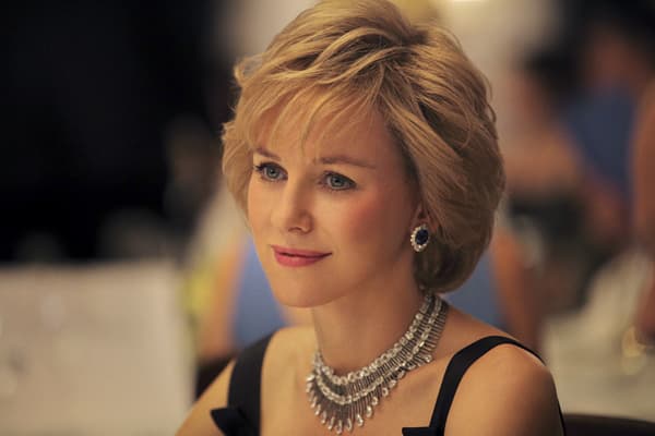 First Look Of Naomi Watts As <strong><em>Diana</em></strong>