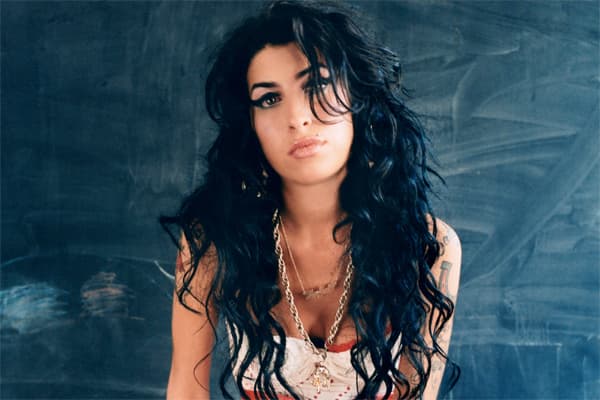 Amy Winehouse 1983-2011