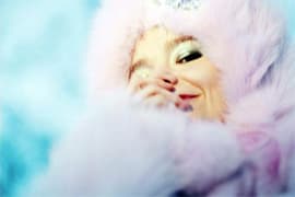 Bjork 回歸之作 <b><i>Volta</i></b>