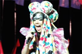 Björk 以重量版黑膠格式重出個人及 The Sugarcubes 大碟