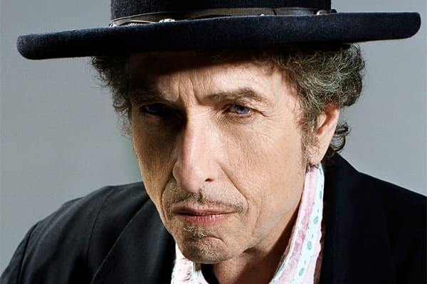 Bob Dylan Releases 35th Studio Album <strong><em>Tempest</em></strong>