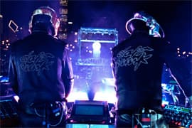 Daft Punk 準備推出 <b><i>Alive 2007</i></b>